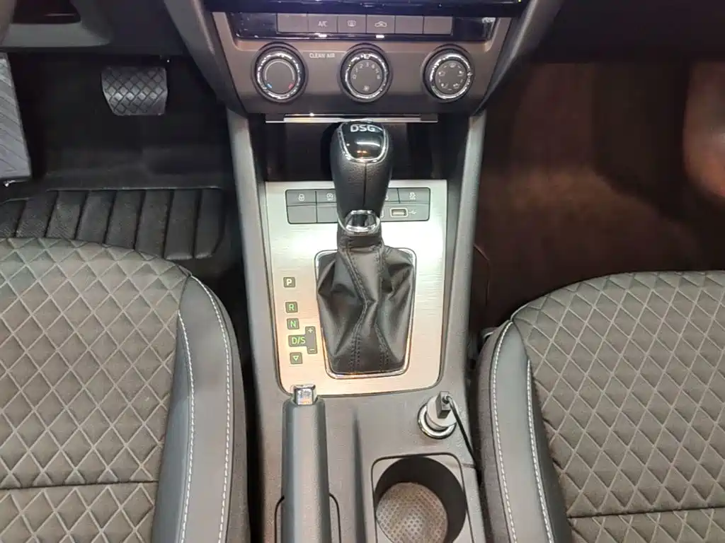 Skoda Octavia — миниатюра 14