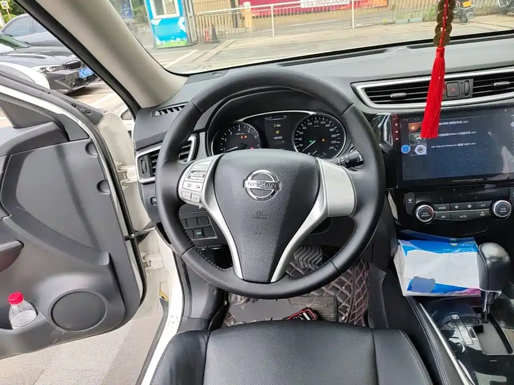 Nissan X-Trail — миниатюра 11