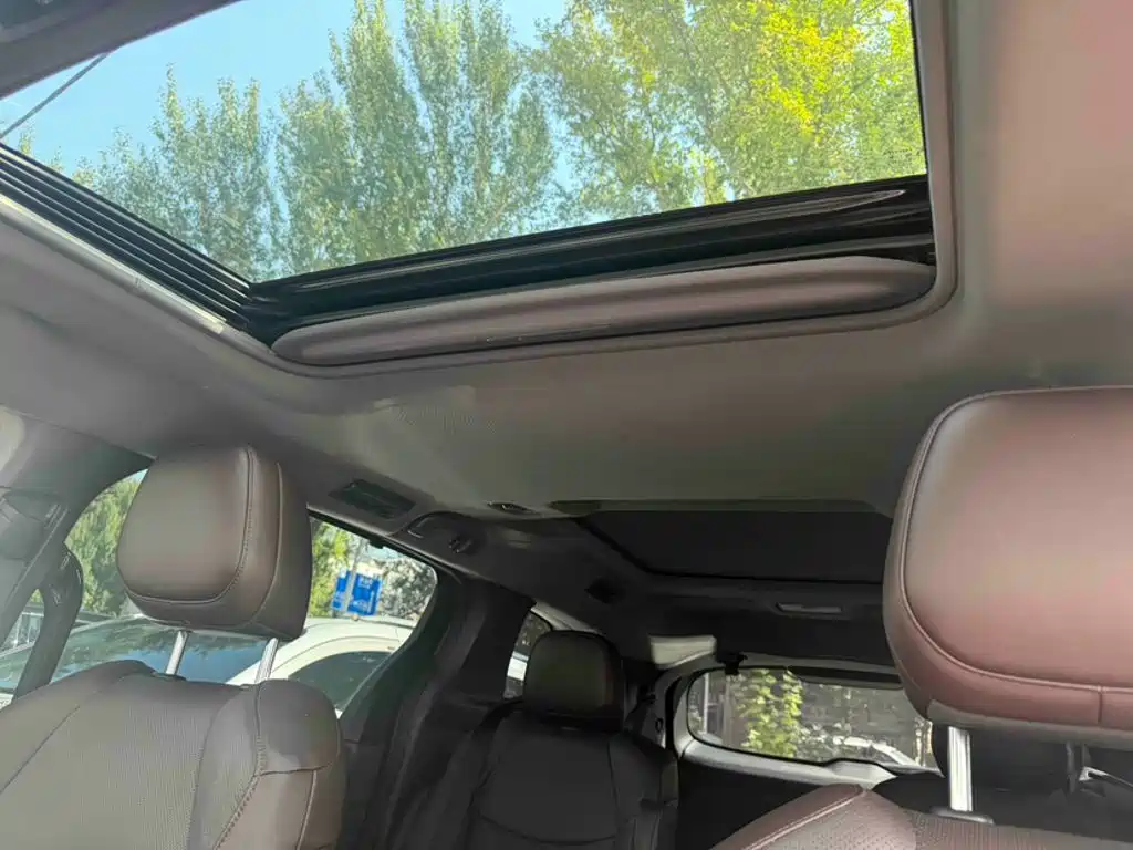 Toyota Granvia — миниатюра 19