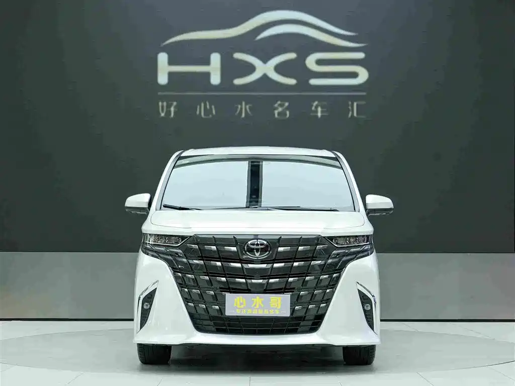 Toyota Alphard — миниатюра 2