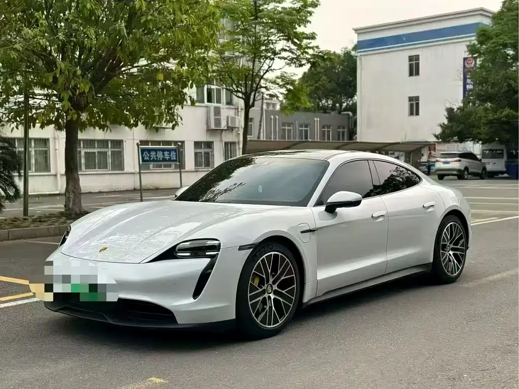 Porsche Taycan 2020
