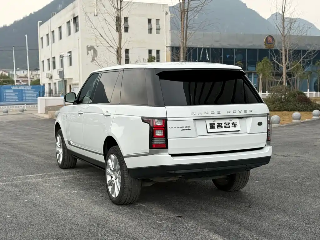 Land Rover Range Rover 2016 3.0 SC V6 Vogue SE Long Wheelbase