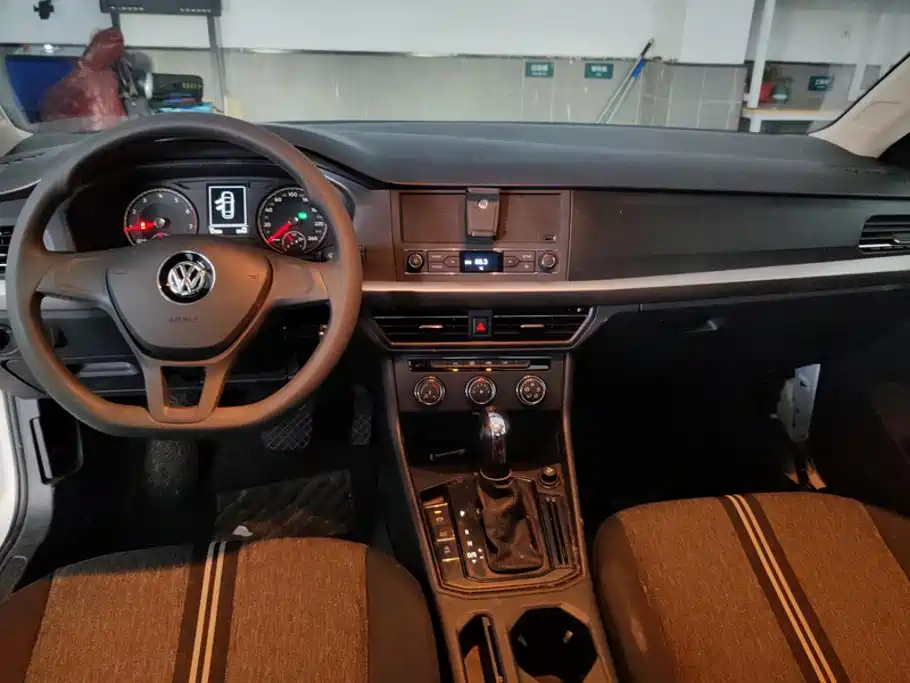 Volkswagen Lavida — миниатюра 12
