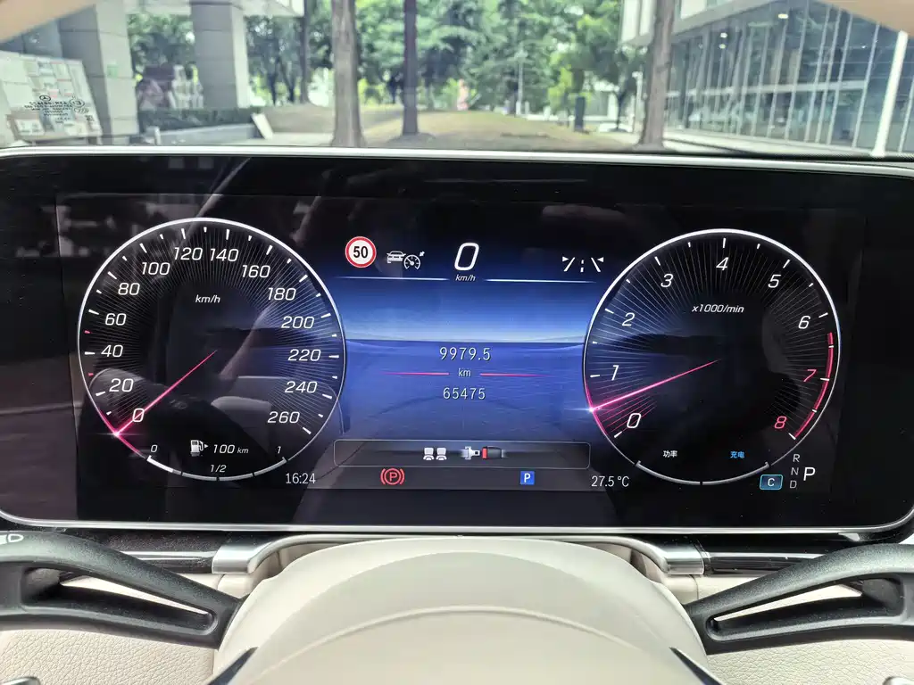 Mercedes-Benz S-Class — миниатюра 7
