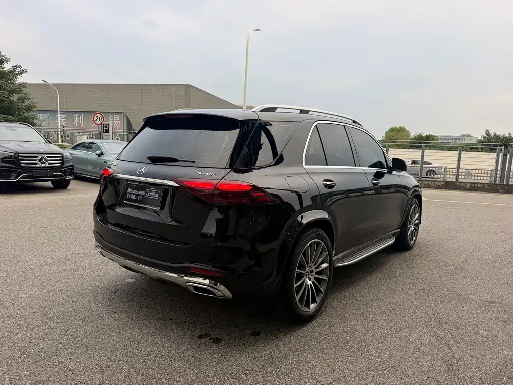 Mercedes-Benz GLE (Import) — миниатюра 22