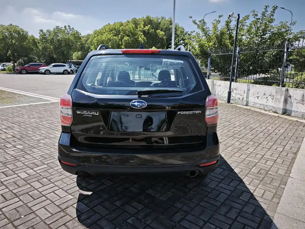 Subaru Forester 2014 2.0i AT Comfort