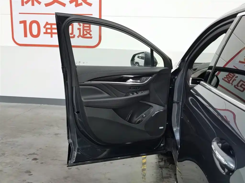 Buick Enclave 2020 28T Premium Flagship