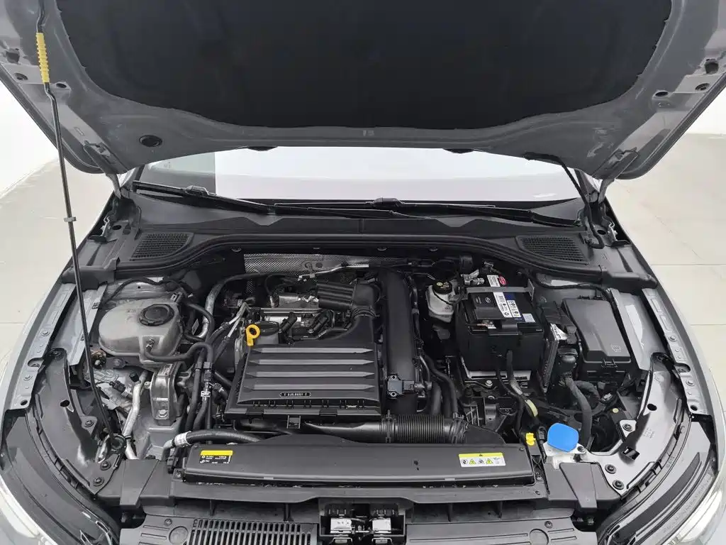 Volkswagen Golf — миниатюра 6