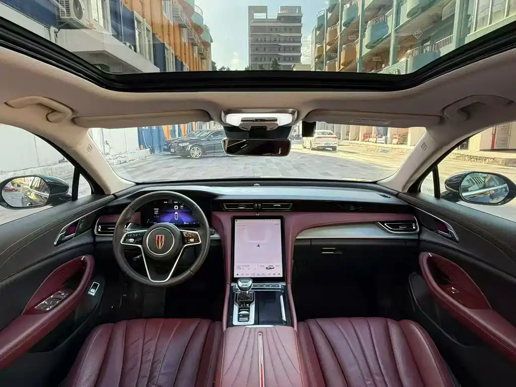 Hongqi Hongqi H5 — миниатюра 8
