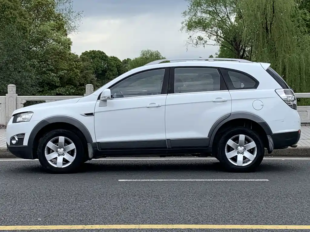 Chevrolet Captiva 2.4L 2WD City Edition 7 seats, фото 5