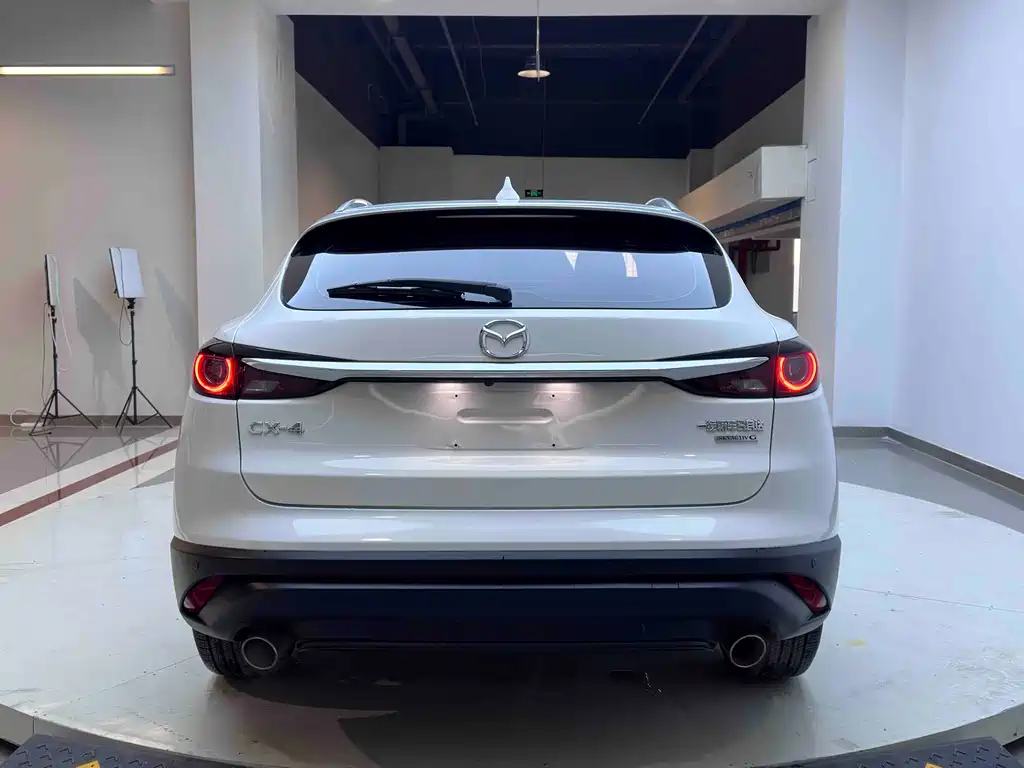 MAZDA CX 4