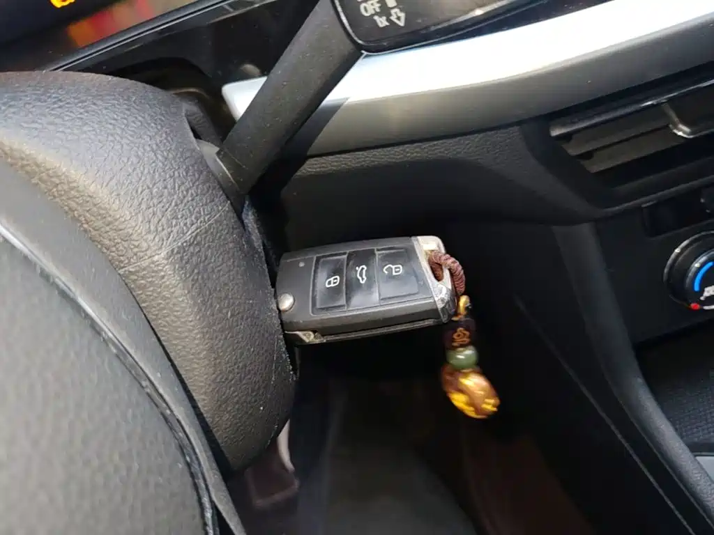 Volkswagen Lavida — миниатюра 9