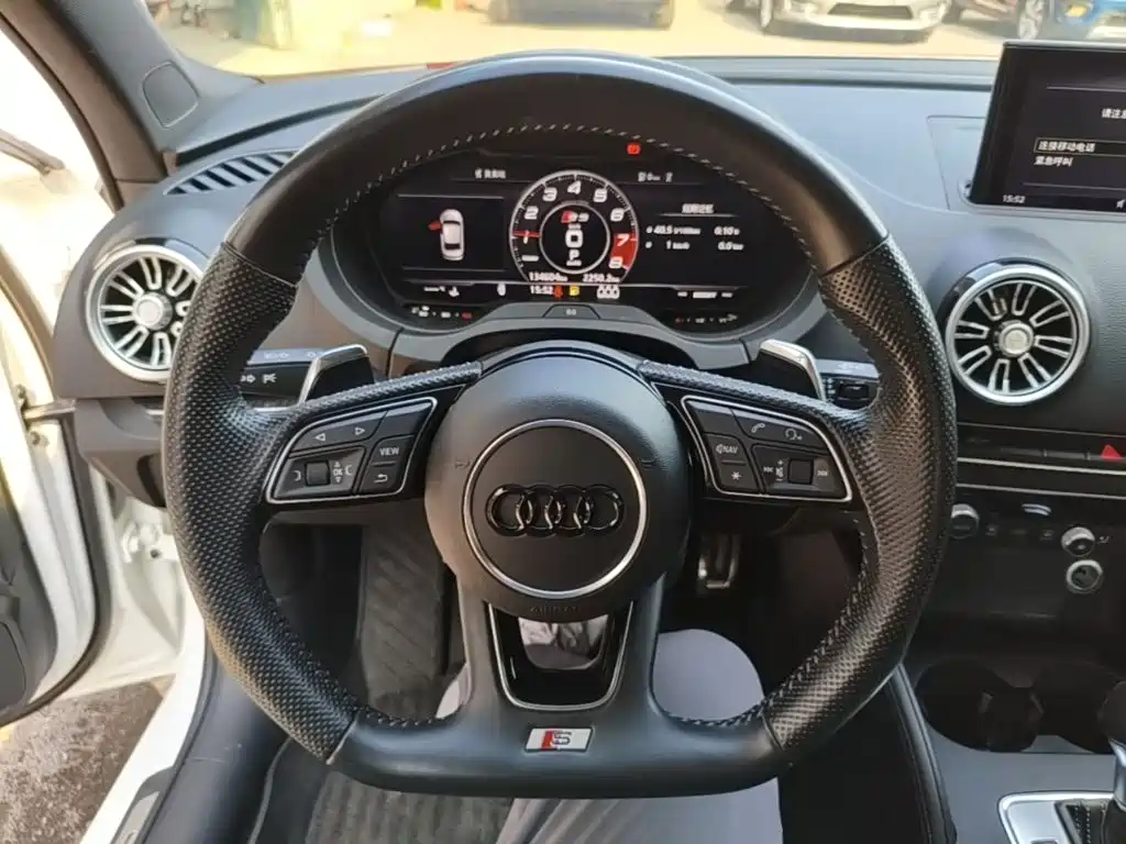 Audi S3 — миниатюра 11