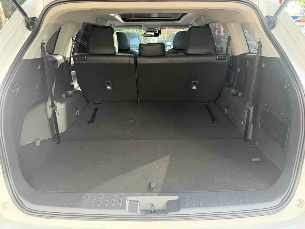 Toyota Highlander — миниатюра 10