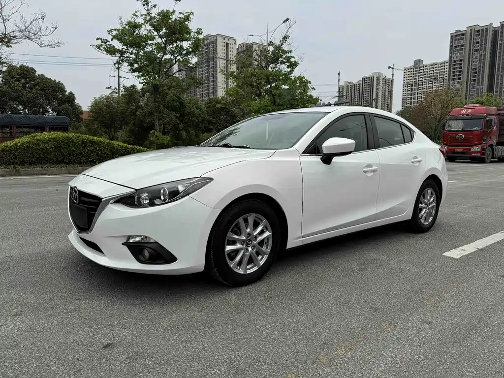 Купить Mazda 3 Axela