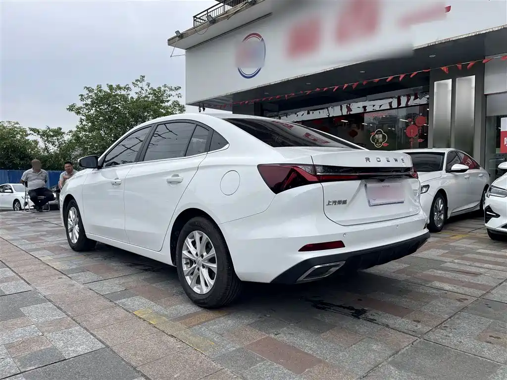 Roewe i5 2023 1.5L CVT Luxury