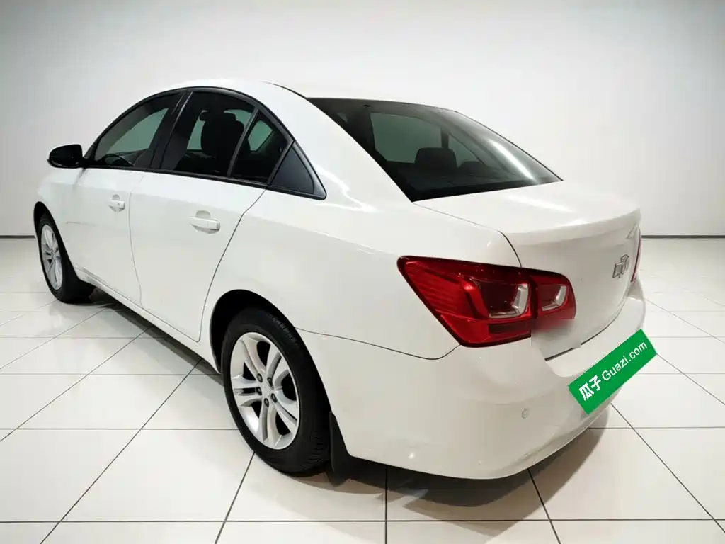 Chevrolet Cruze — миниатюра 4