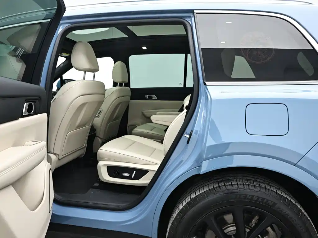 Li Auto Li ONE — миниатюра 14