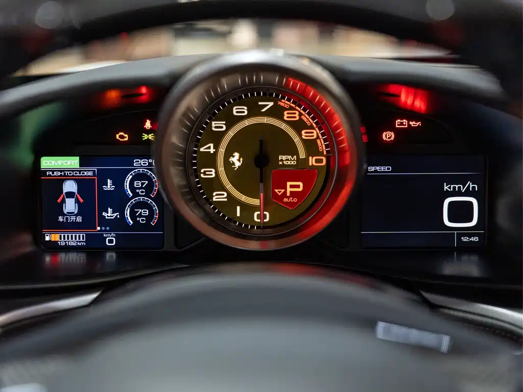 Ferrari GTC4Lusso — миниатюра 9