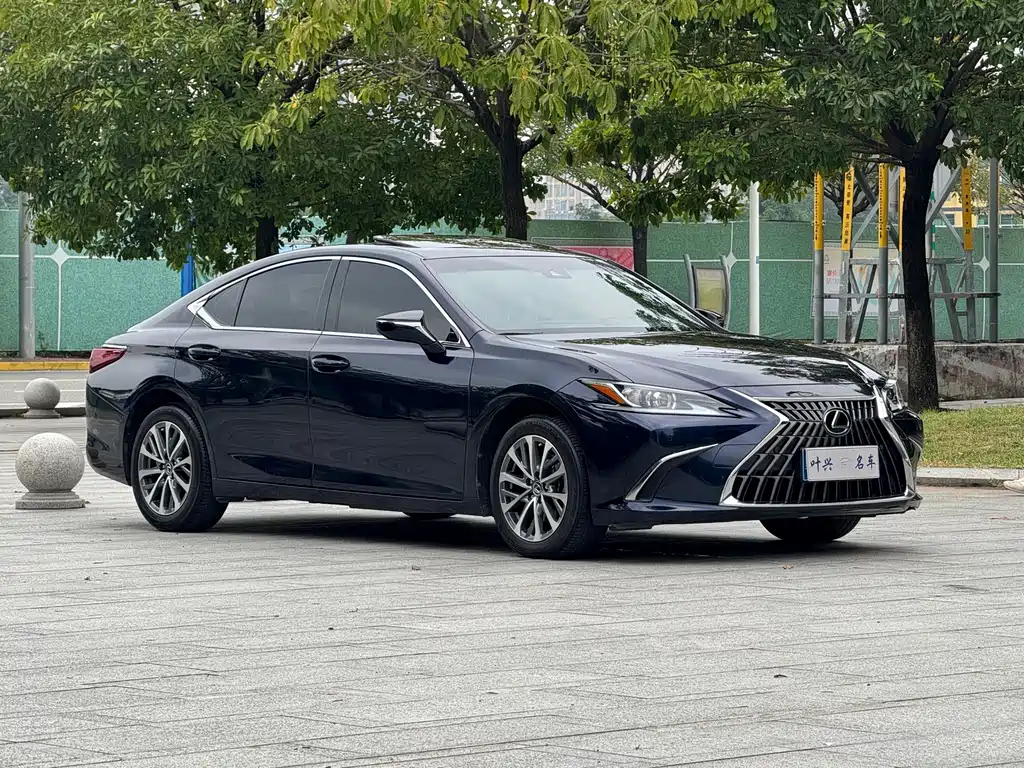 Lexus ES — миниатюра 3