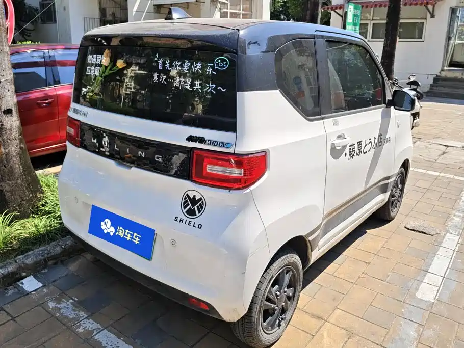 Wuling MINIEV — миниатюра 3