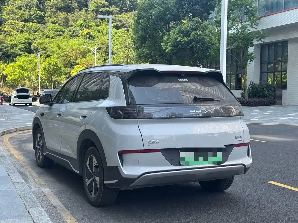 BYD Sealion 05 EV — миниатюра 9