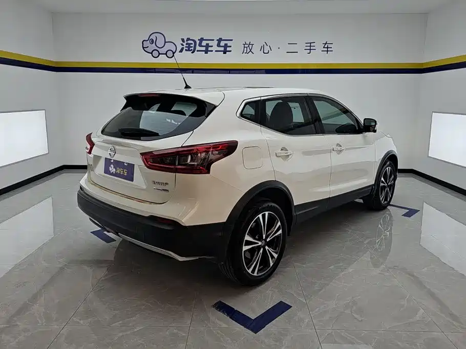 Nissan Qashqai — миниатюра 3