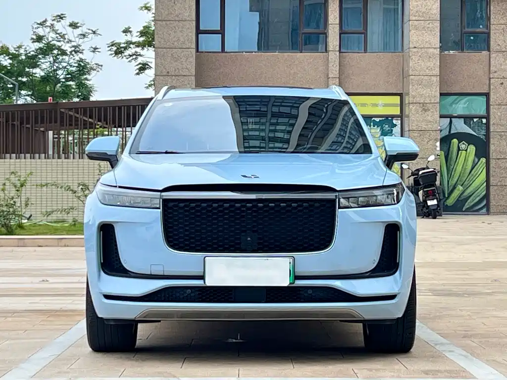 Li Auto Li ONE — миниатюра 2
