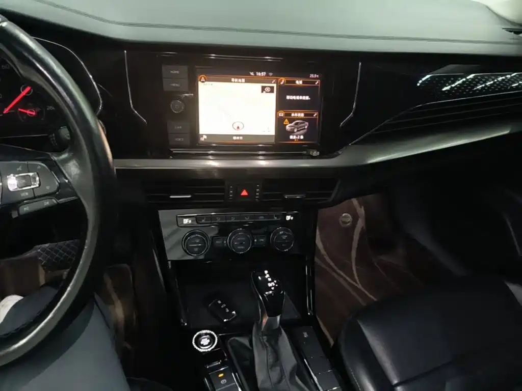 Volkswagen Passat — миниатюра 13