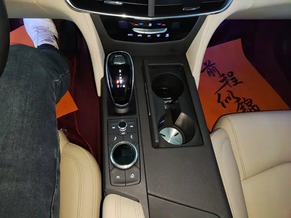 Cadillac CT6 — миниатюра 14