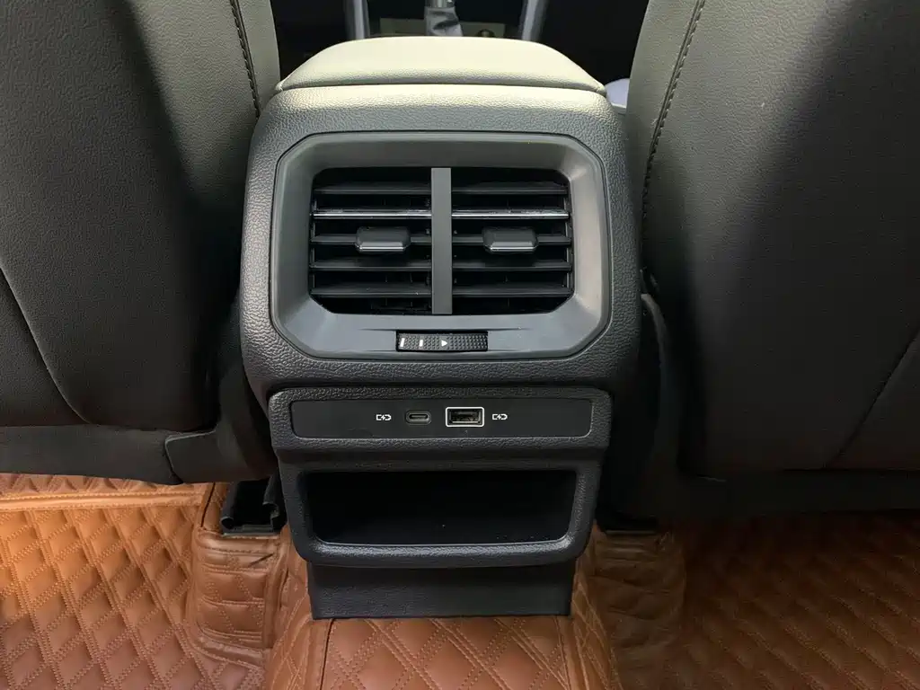 Volkswagen Tharu — миниатюра 14