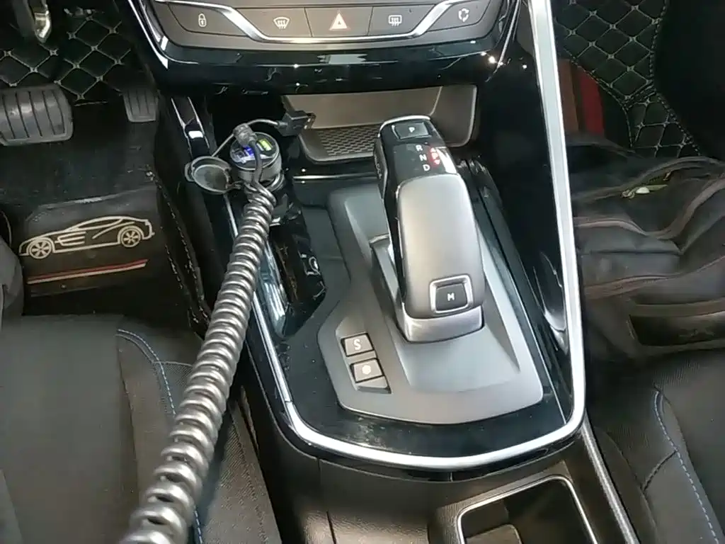 Peugeot 308 — миниатюра 14