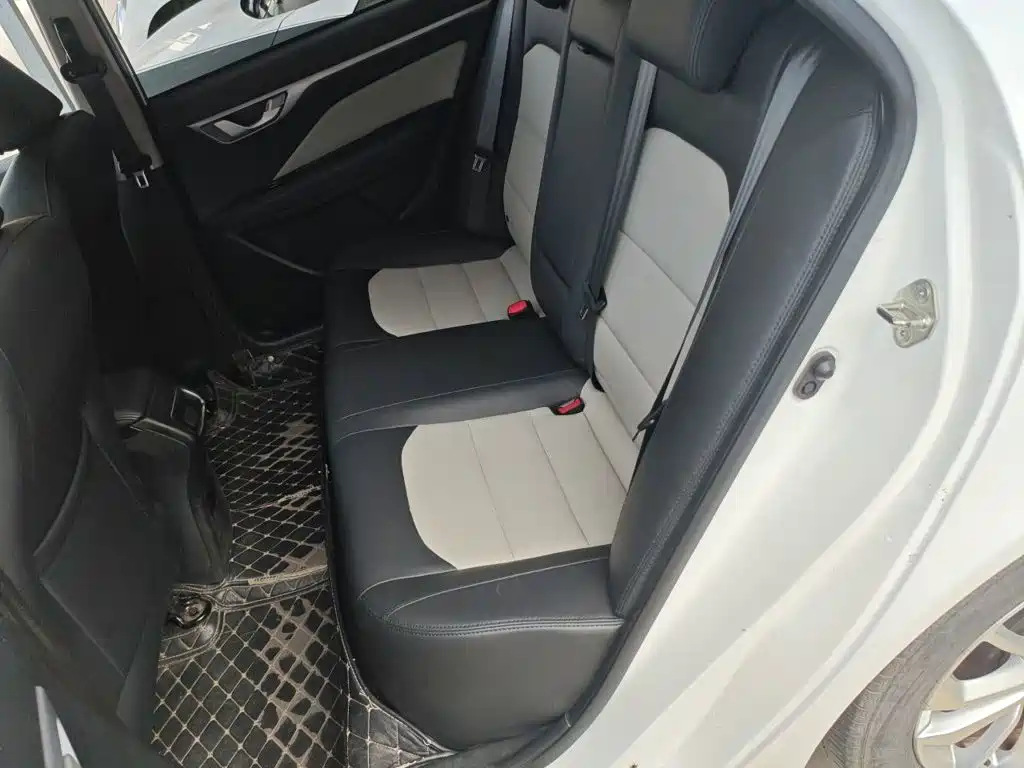 Geely Vision — миниатюра 15