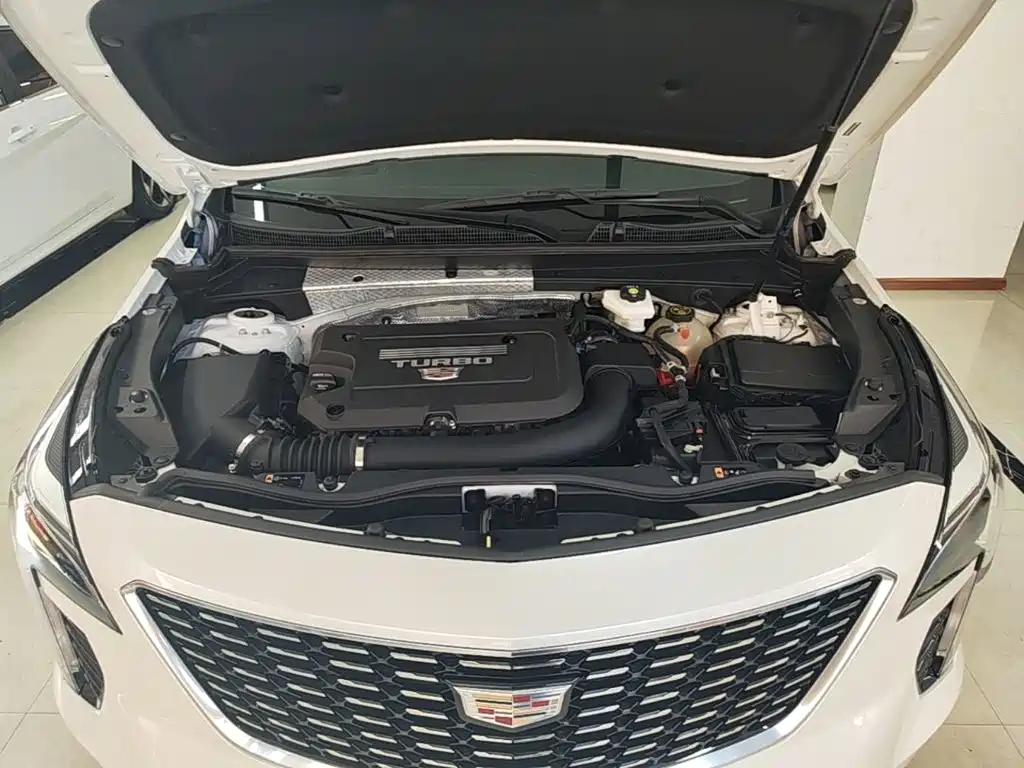 Cadillac XT4 — миниатюра 20