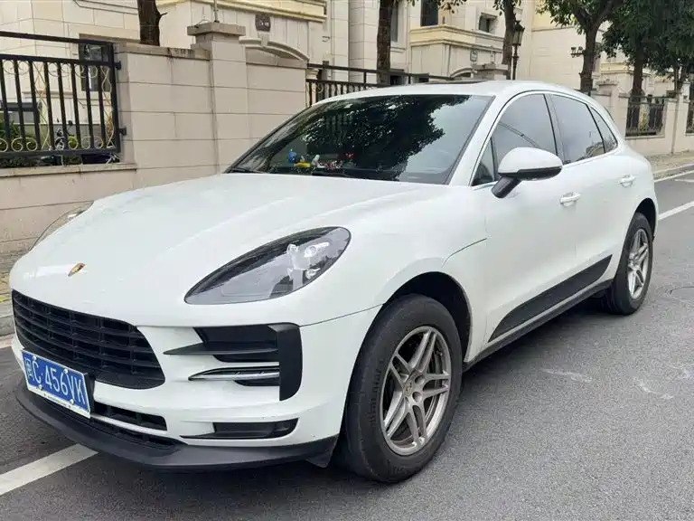 Porsche Macan 2020