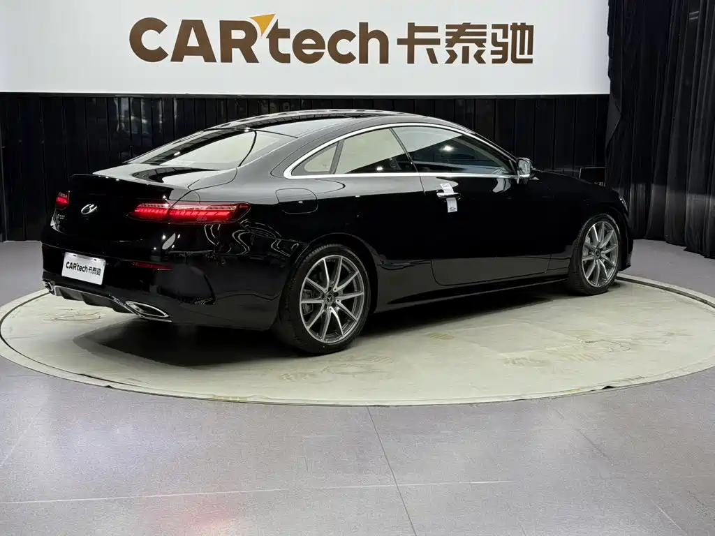 Mercedes-Benz E-Class (Import) — миниатюра 27