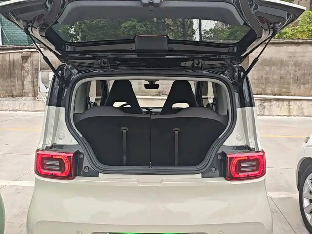 Wuling MINIEV — миниатюра 19