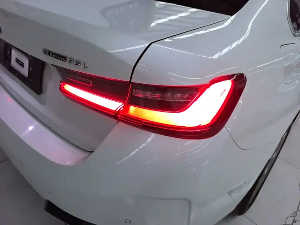 BMW i3 — миниатюра 8