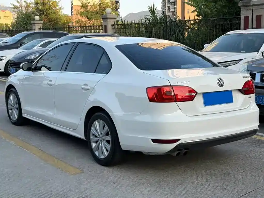 Volkswagen Sagitar — миниатюра 4