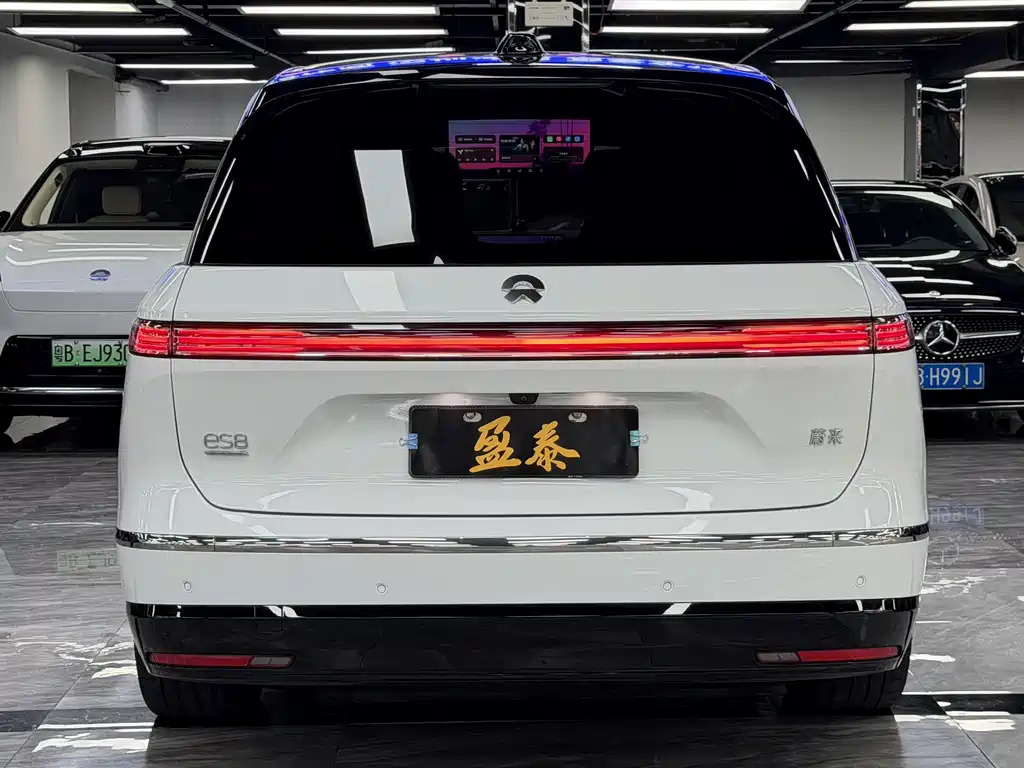 NIO ES8 2026 мест Executive
