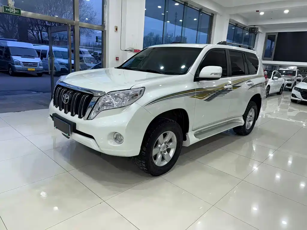 Toyota Prado 2016