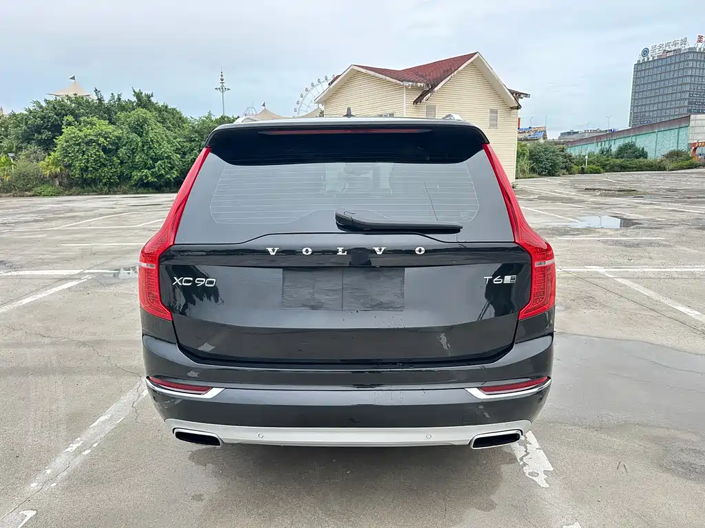 Volvo XC90 — миниатюра 4