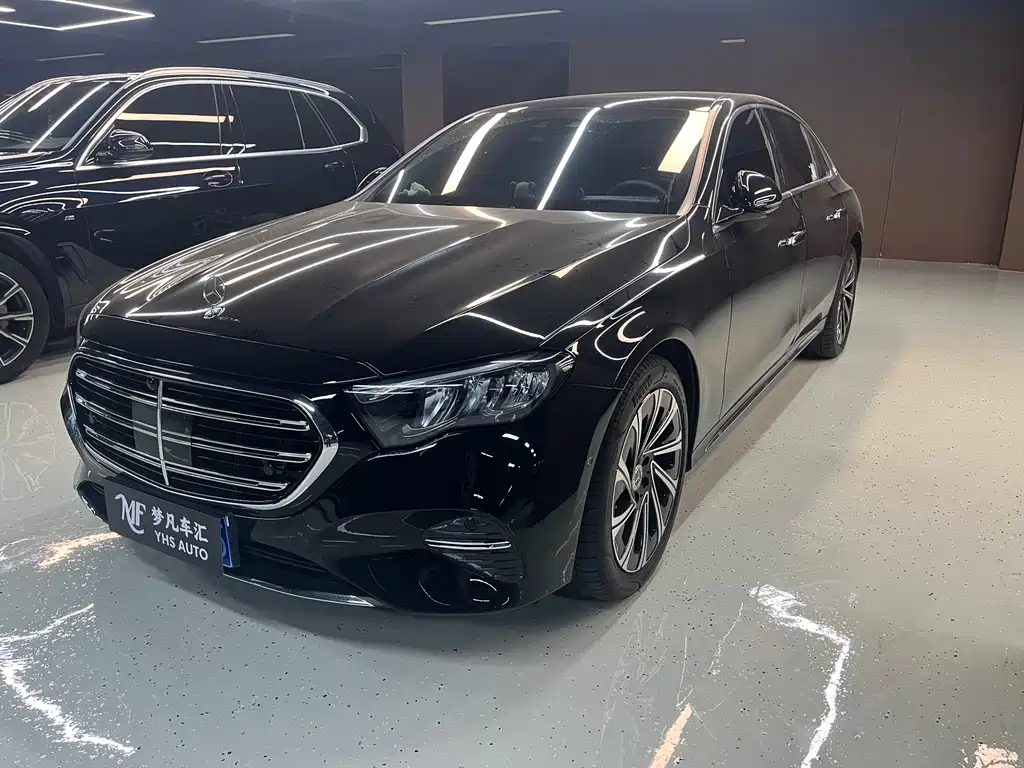 Mercedes-Benz E-Class 2025