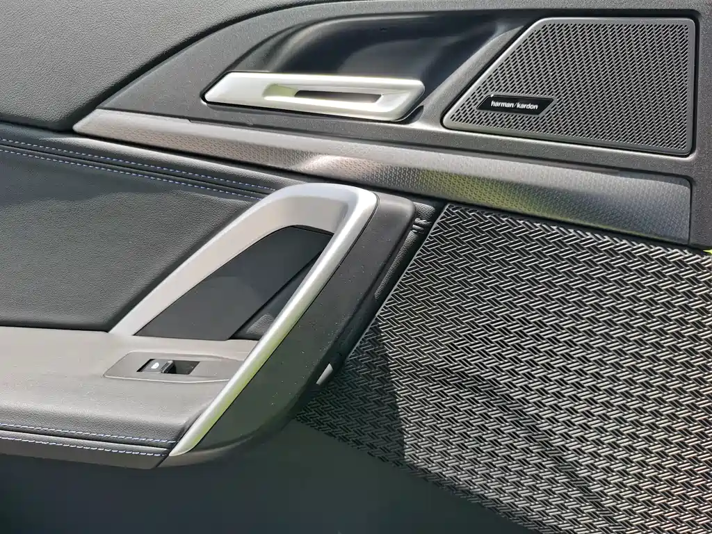 BMW X1 M35Li — миниатюра 26
