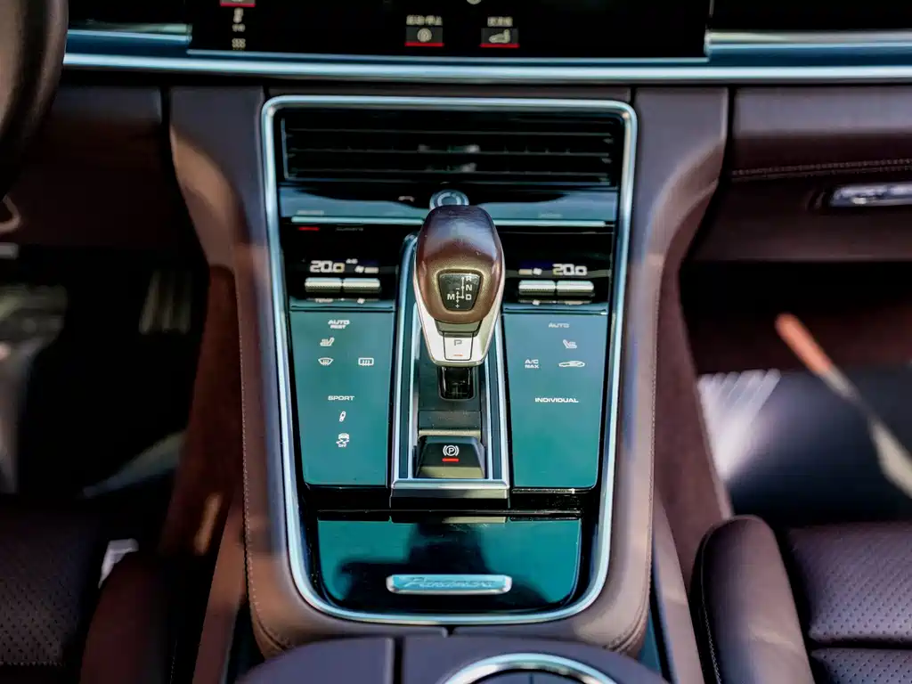 Porsche Panamera — миниатюра 9