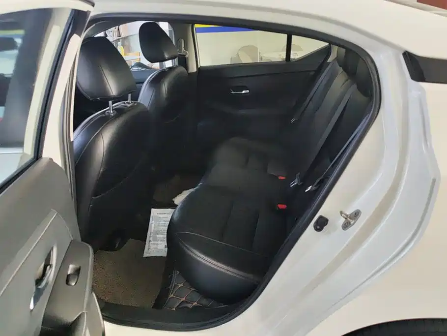 Nissan Sylphy — миниатюра 11