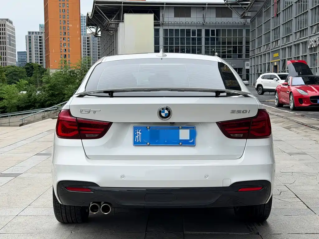 BMW 3 Series GT 3 GT 2020 320i M Sport