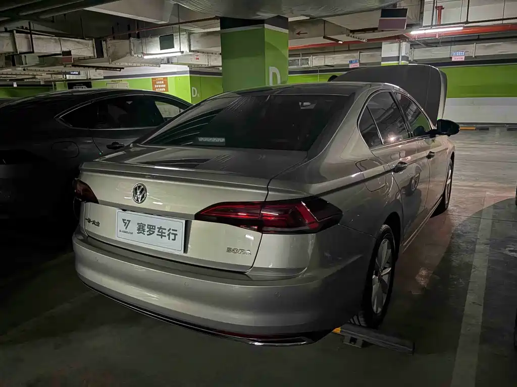 Volkswagen Bora — миниатюра 9