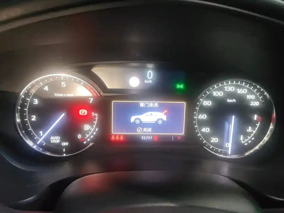Cadillac XT4 — миниатюра 14