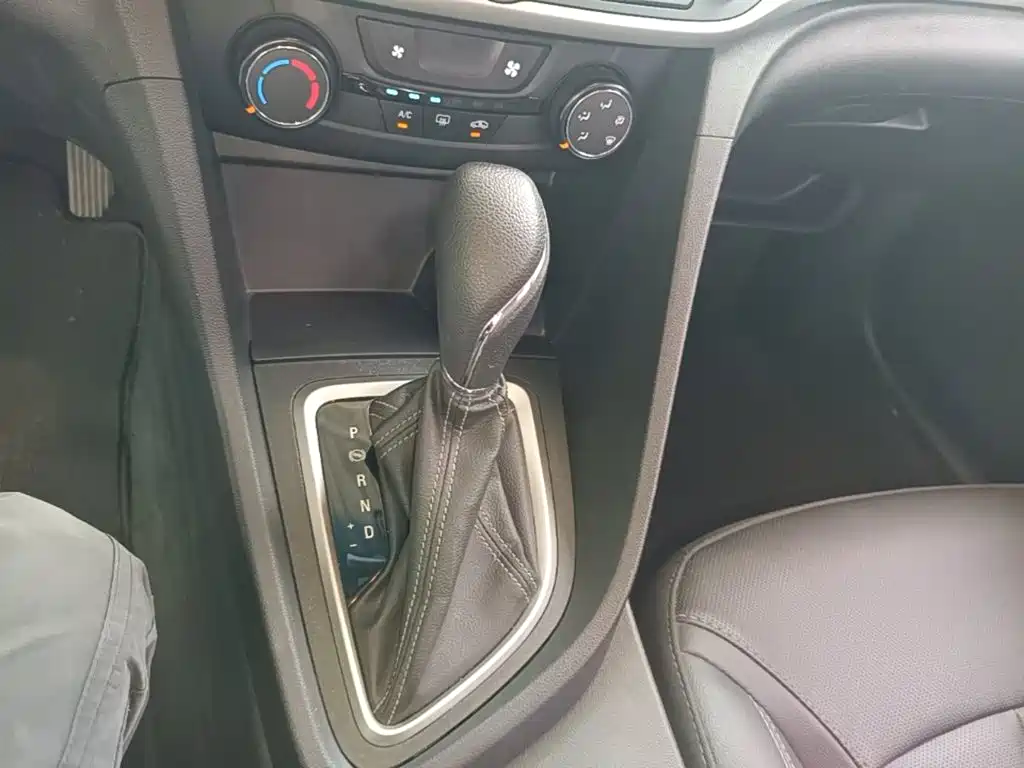 Buick Excelle — миниатюра 14